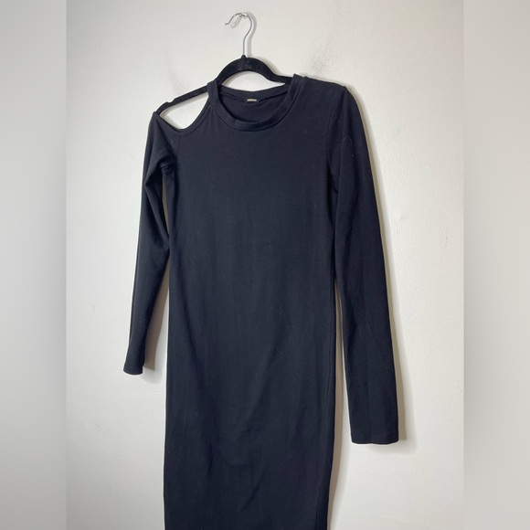 Monrow NWOT Black Cotton Jersey knit Cut Out Shoulder Dress S USA Minimalist - Picture 3 of 10